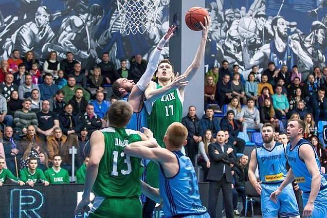 'Дніпро' здобув фантастичну перемогу в півфіналі Суперліги Парі-Матч