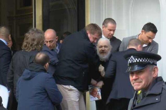 Фиаско спецслужб: что расскажет Ассанж о работе на Москву?