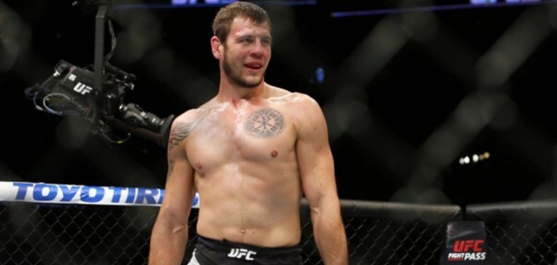 'Добавил символики': предатель Украины рассказал о запрете от UFC