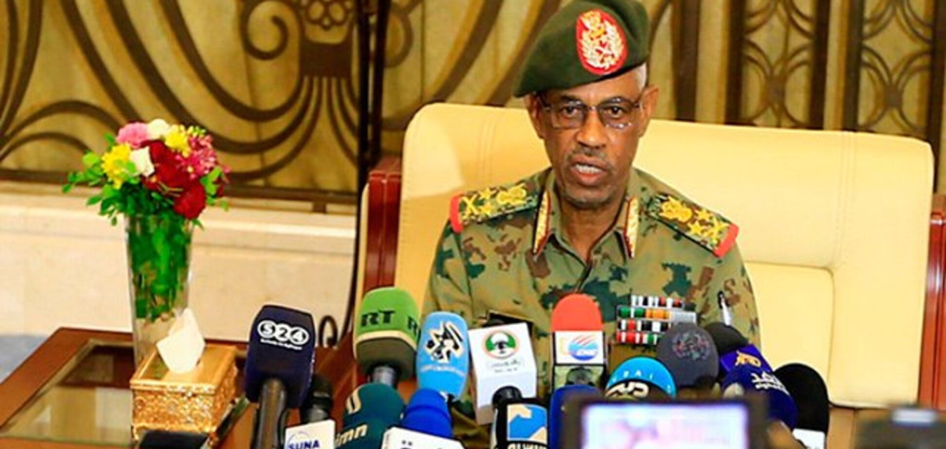 В Судане дважды за три дня сменилась власть