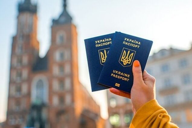 Украина резко поднялась в рейтинге ''влиятельности'' паспортов, серьезно обогнав Россию