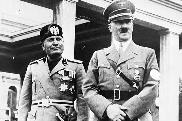 Если стучатся и обещают изгнать коррупцию, то это пришел фашизм