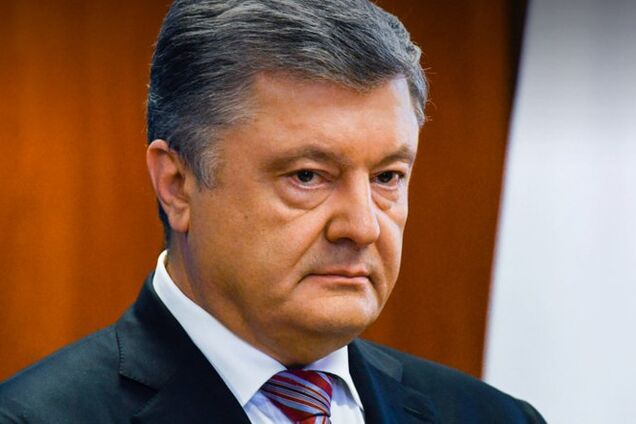 'Кінець': в Україні з'явилися нові борди з Порошенком 'без обличчя'