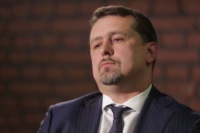 Скандал в оборонке: Порошенко уволил топ-чиновника