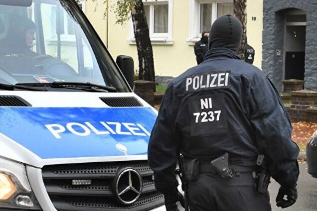 Людей терміново евакуювали: вибух надпотужної бомби в Німеччині потрапив на відео