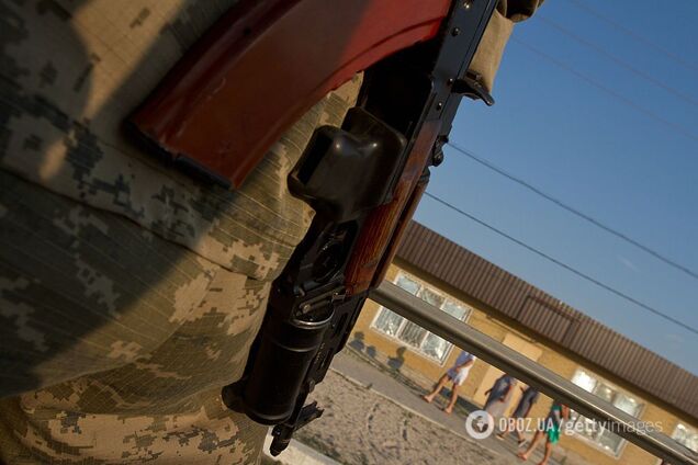 Немає за що везти в Росію: офіцер ЗСУ показав мертвого найманця 'ДНР'