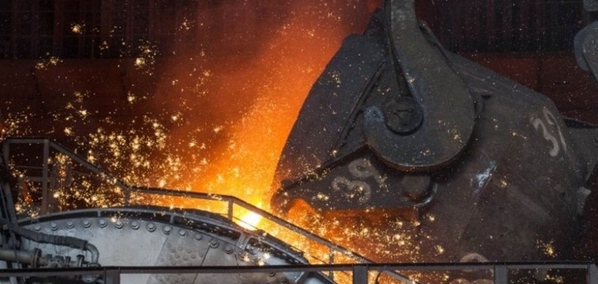Зупинка Дніпровського металургійного комбінату може закінчитись кримінальним покаранням – ЗМІ