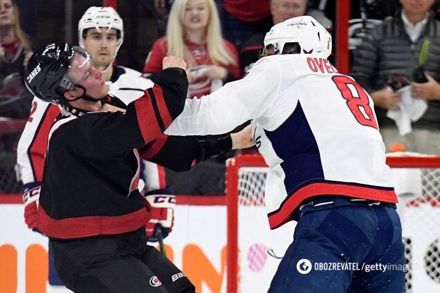 Сотрясение мозга: Овечкин жестоко избил россиянина в матче НХЛ – видео расправы