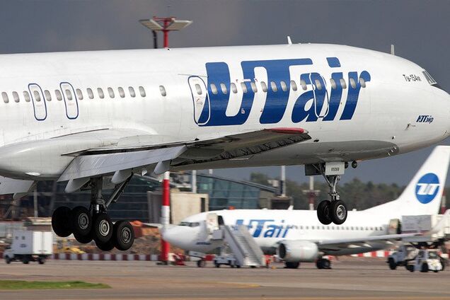 В России загорелся самолет с пассажирами: подробности ЧП