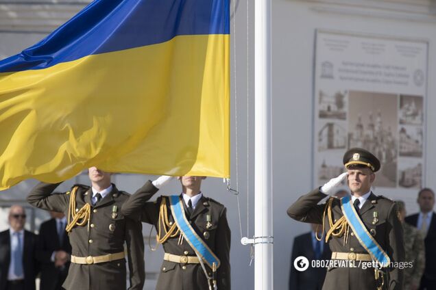 В Украине резко повысили зарплаты военным: кому и как