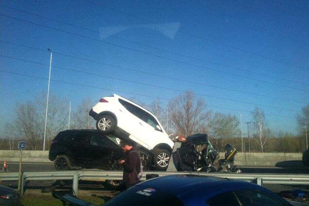 'Водителя вырезали': под Киевом произошло смертельное ДТП