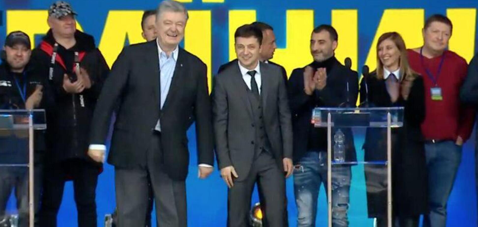 Дебати на 'Олімпійському': друг Зеленського з'явився на сцені в нецензурній кофті