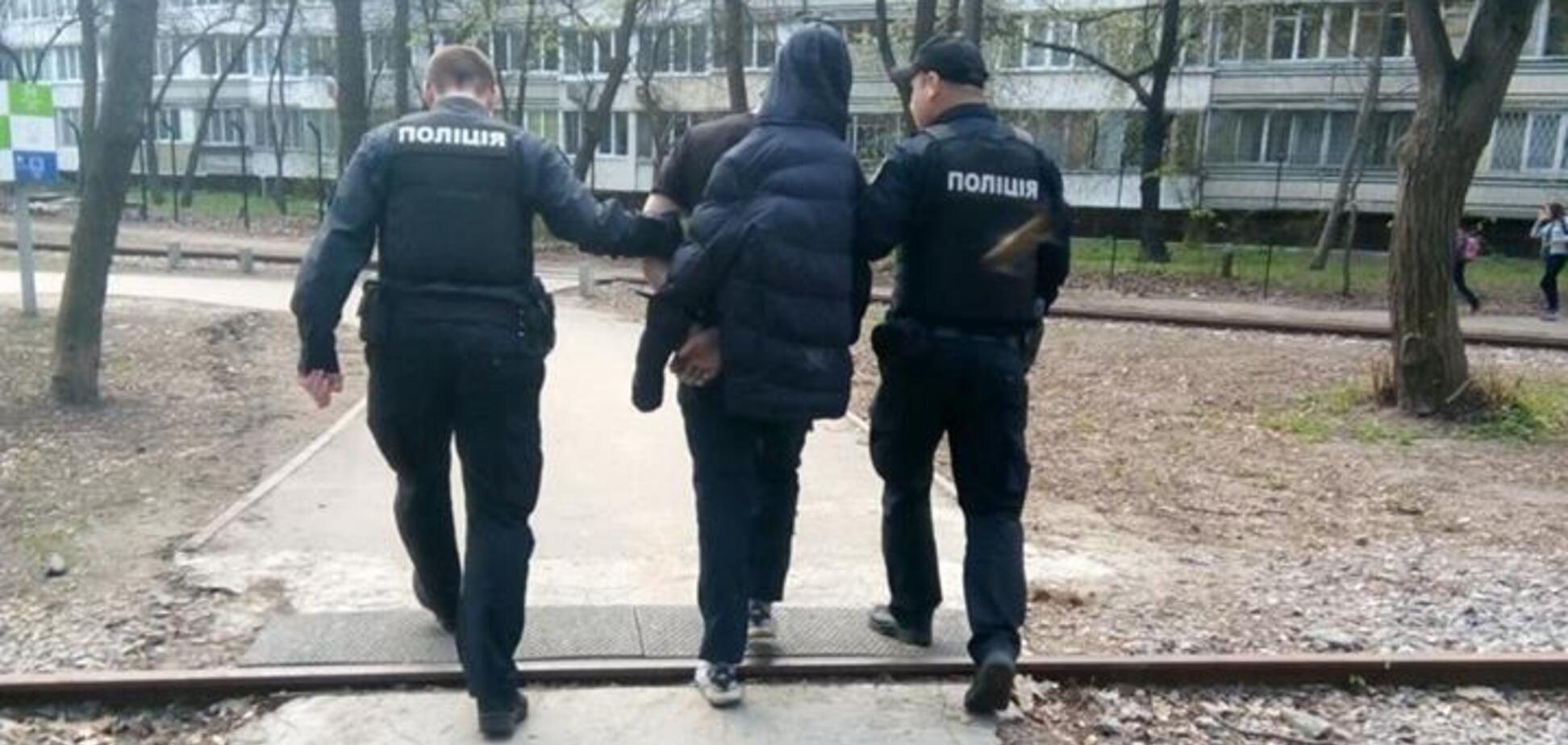 'Муниципальная охрана' задержала пьяного дебошира в Сырецком парке