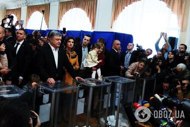 Порошенко проголосував на виборах президента: відео