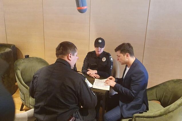 Стало известно, сколько заплатит Зеленский за выходку на выборах