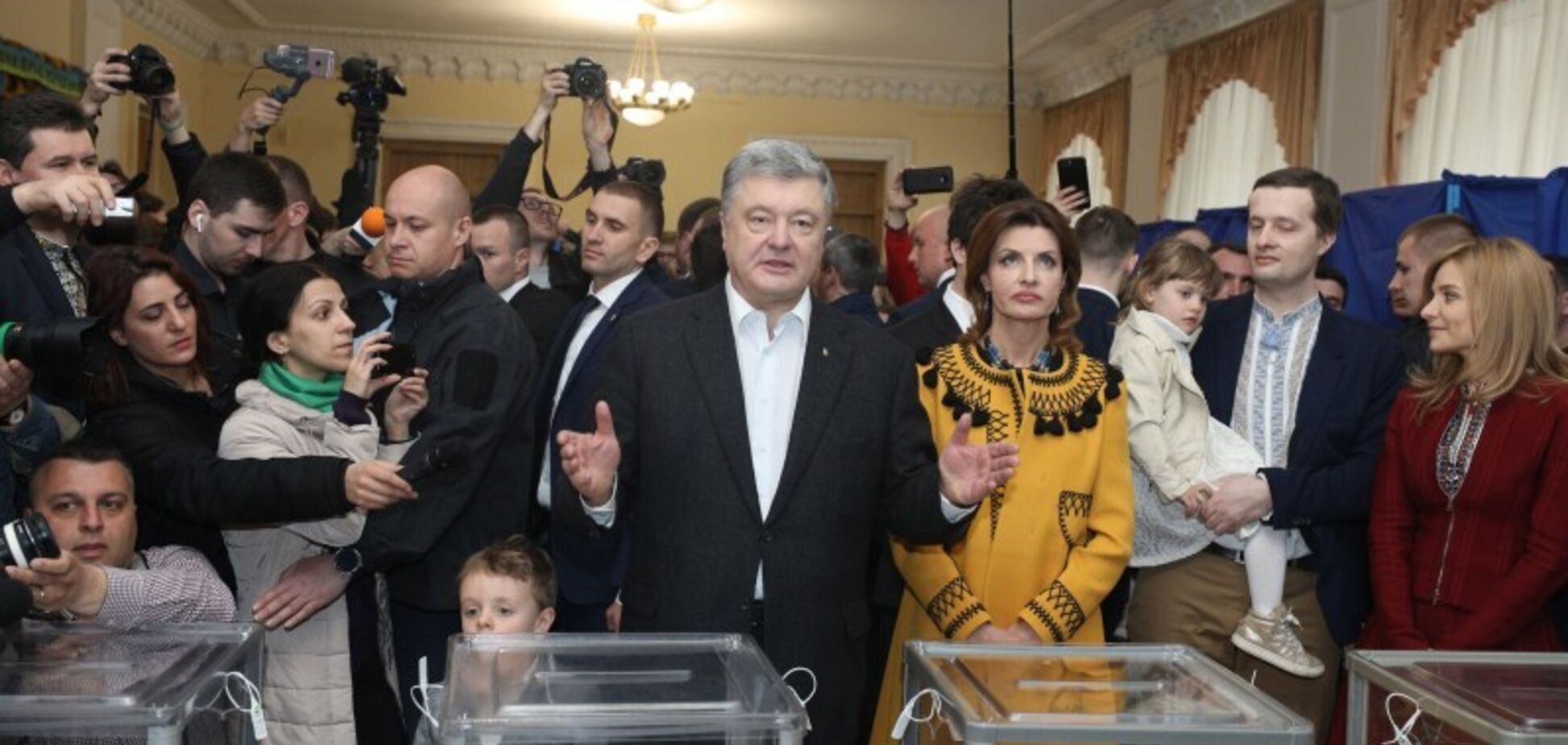 ''Плохой слоган'': поражению Порошенко на выборах дали неожиданное объяснение
