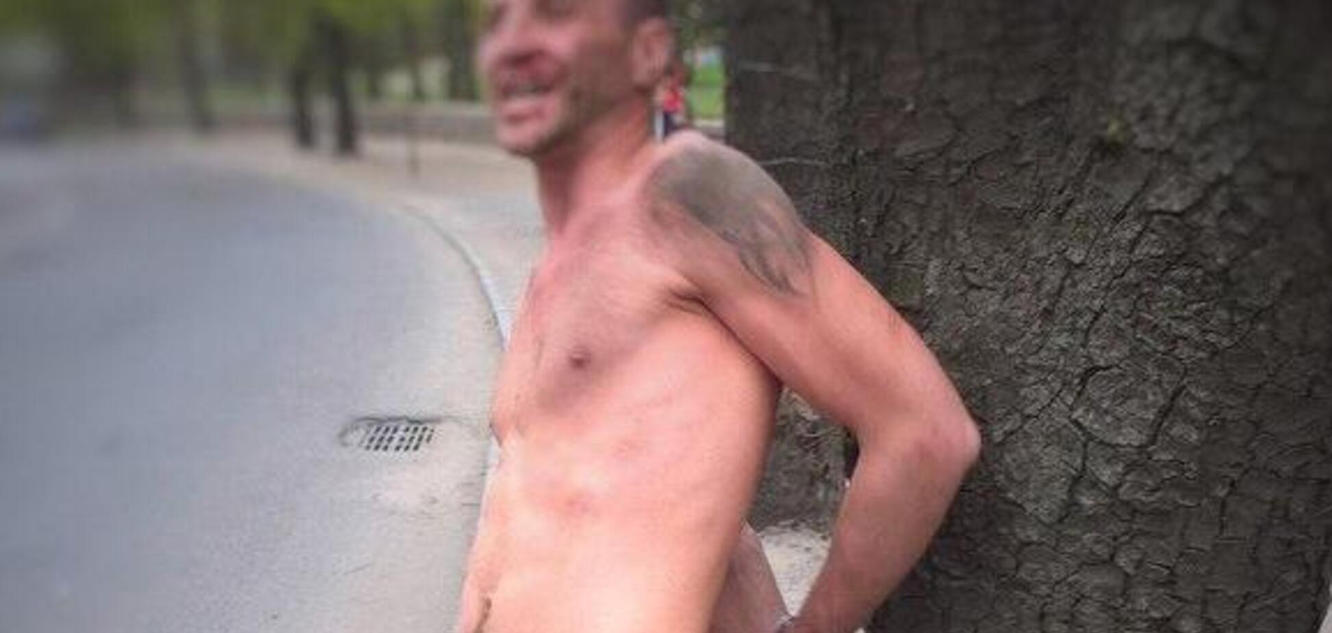 'From Russia with love': в Ривне дерзко проучили фаната Путина. Фото