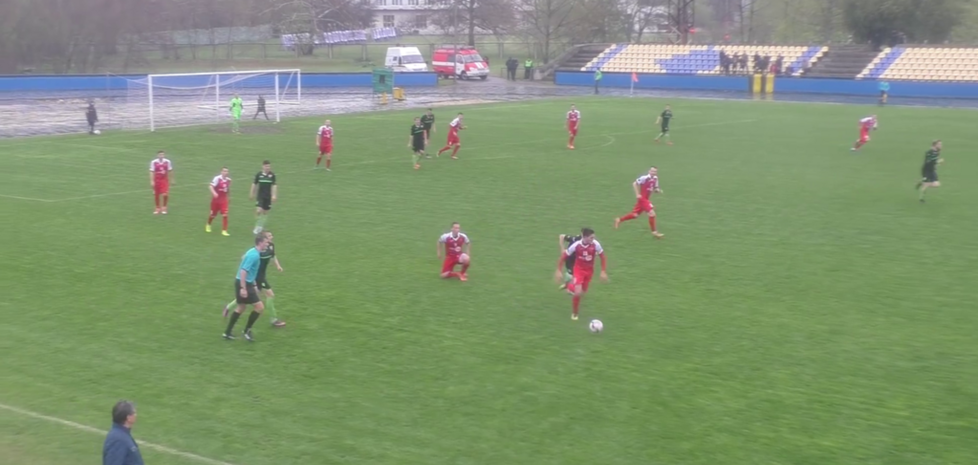 Украинский футболист забил впечатляющий гол с центра поля