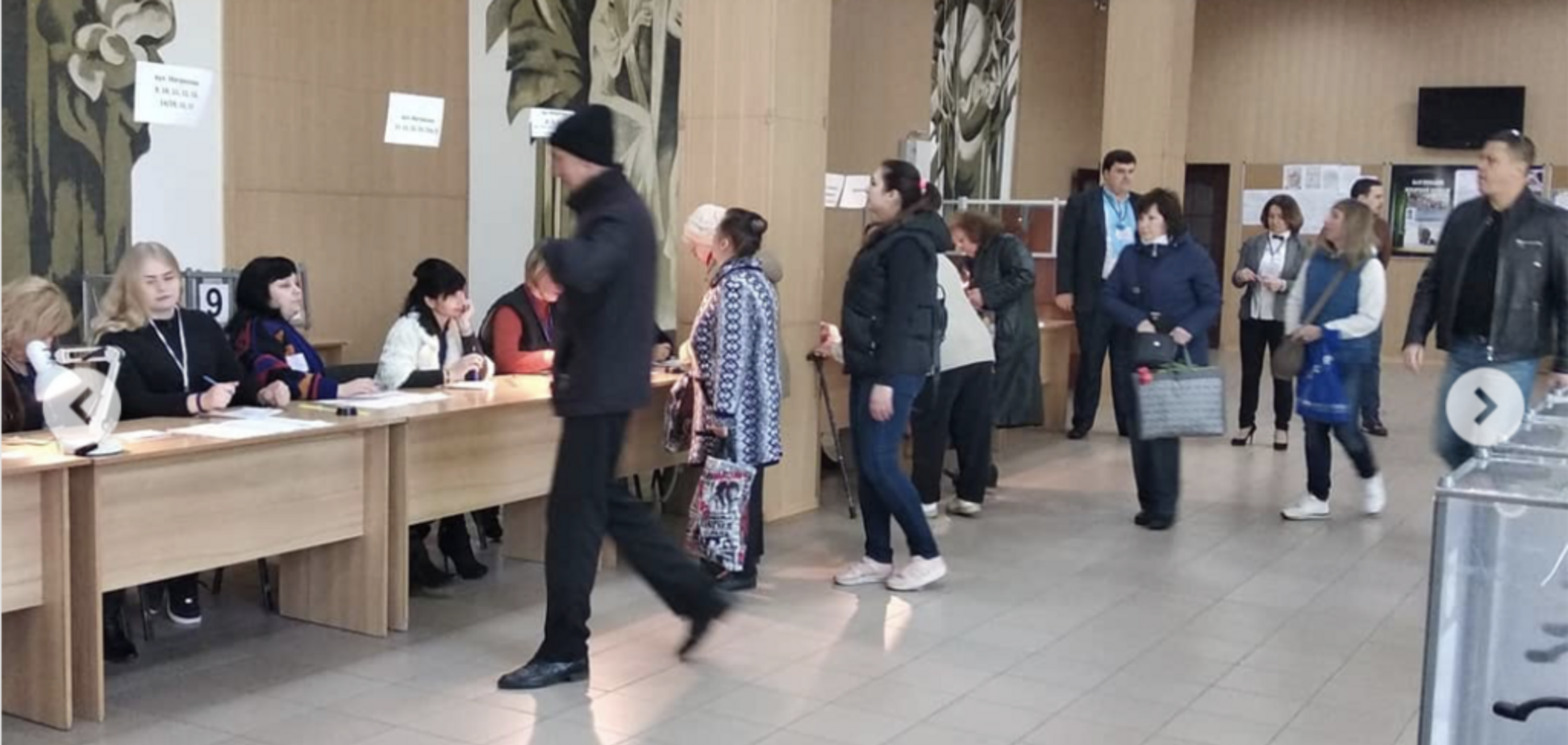 Второй тур выборов президента: украинцы делятся фото