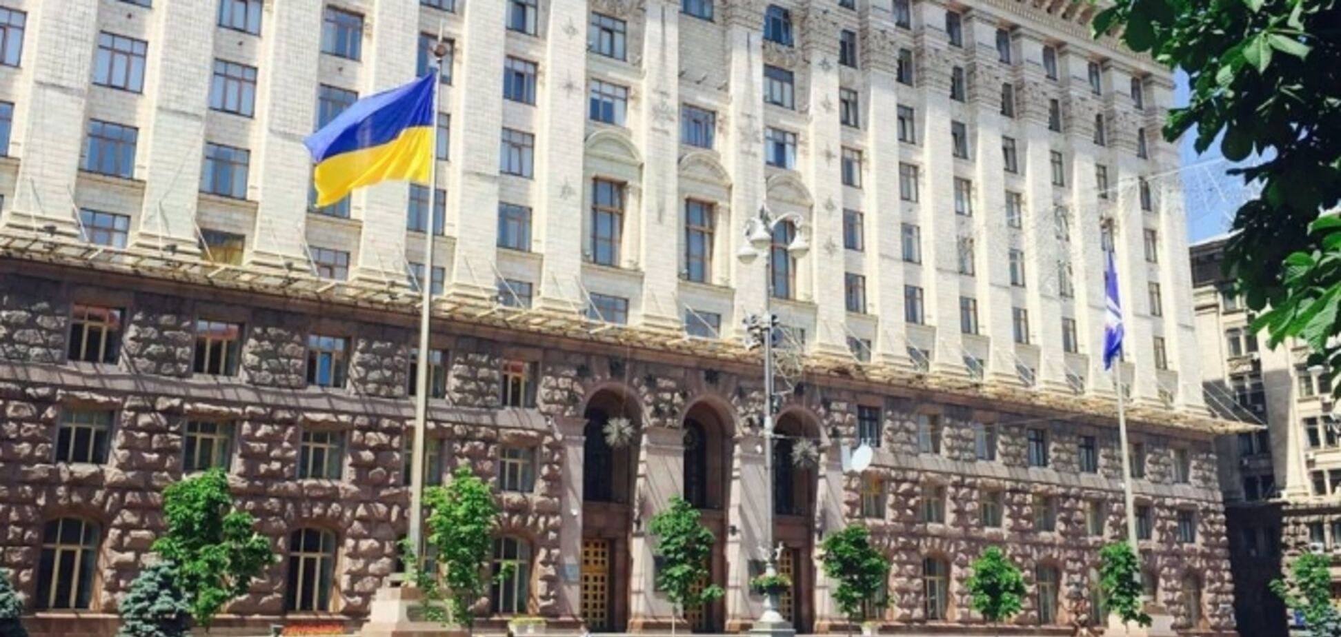 Киевсовет заплатит окружению Черновецкого еще 149 млн грн: в чем дело