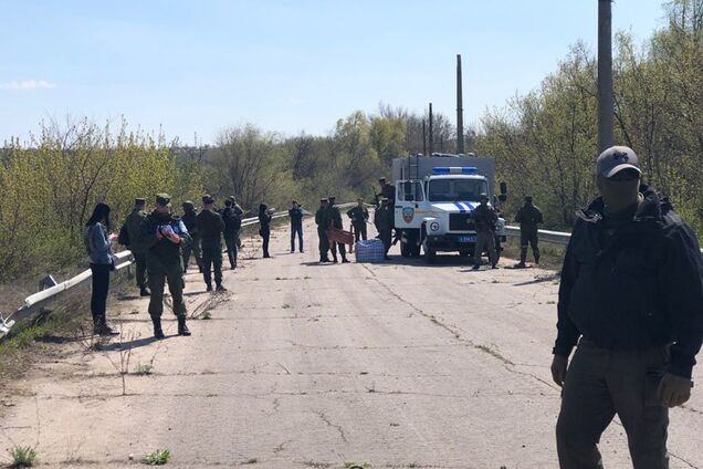 Передали 60 украинцев! На Донбассе провели громкую операцию