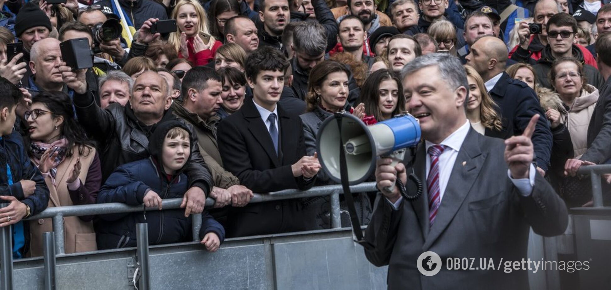 'Лучший за 100 лет!' Украинцы в сети поблагодарили Порошенко