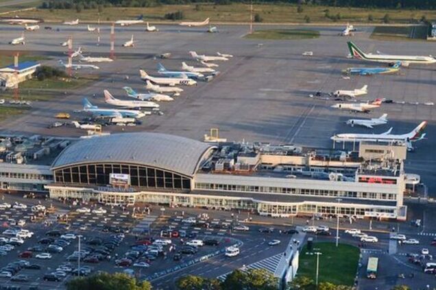 Сезон відпусток близько: українців попередили про колапс в аеропортах