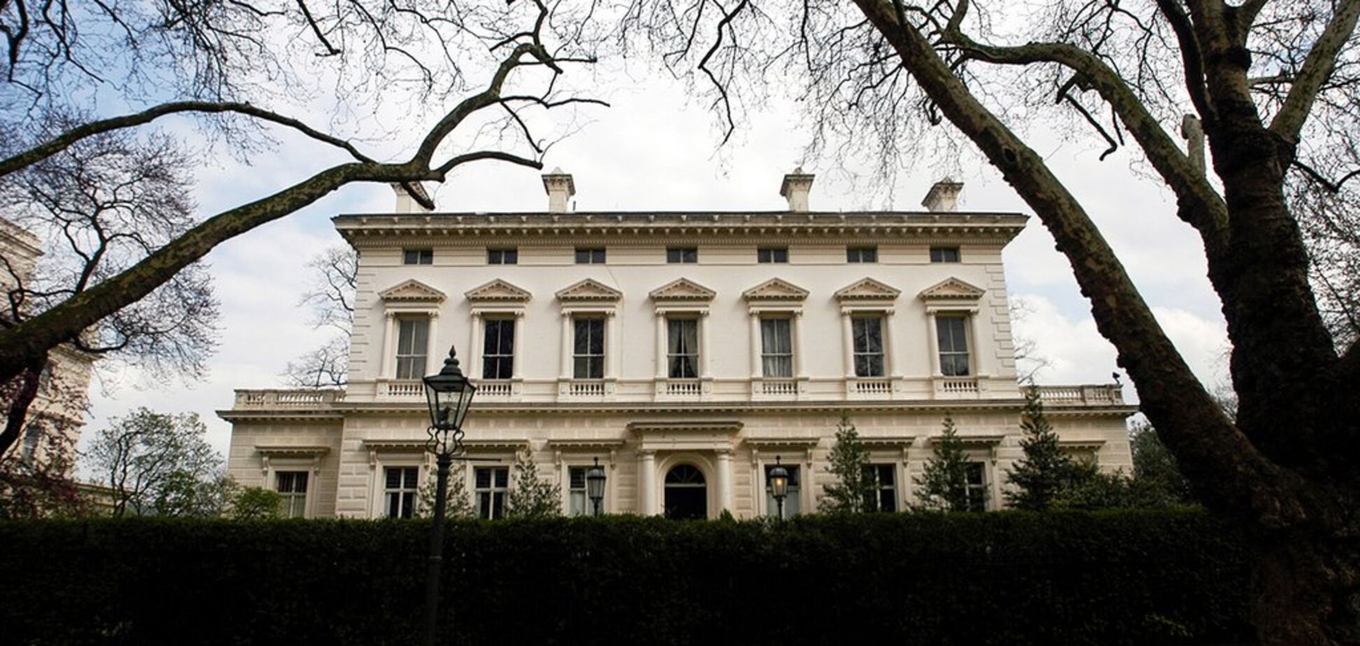 У Британії назвали найдорожчі маєтки російських олігархів