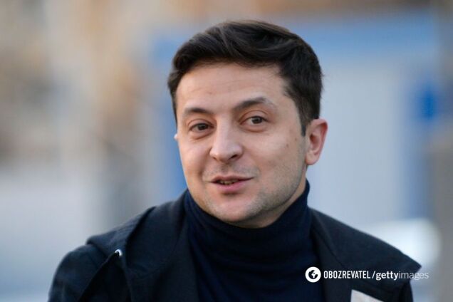 Зеленского в шортах и кепке заметили под стенами Рады. Фото