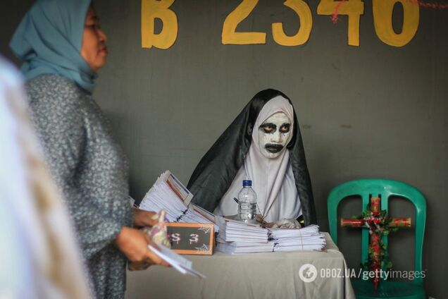 В Индонезии прошли 'самые сложные выборы': умер 91 человек. Фото и видео