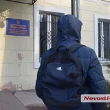 Поставили на колени и снимали: в Николаеве зверски избили школьницу