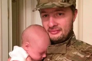 Сын Порошенко тайно служил на Донбассе: рассекречены подробности