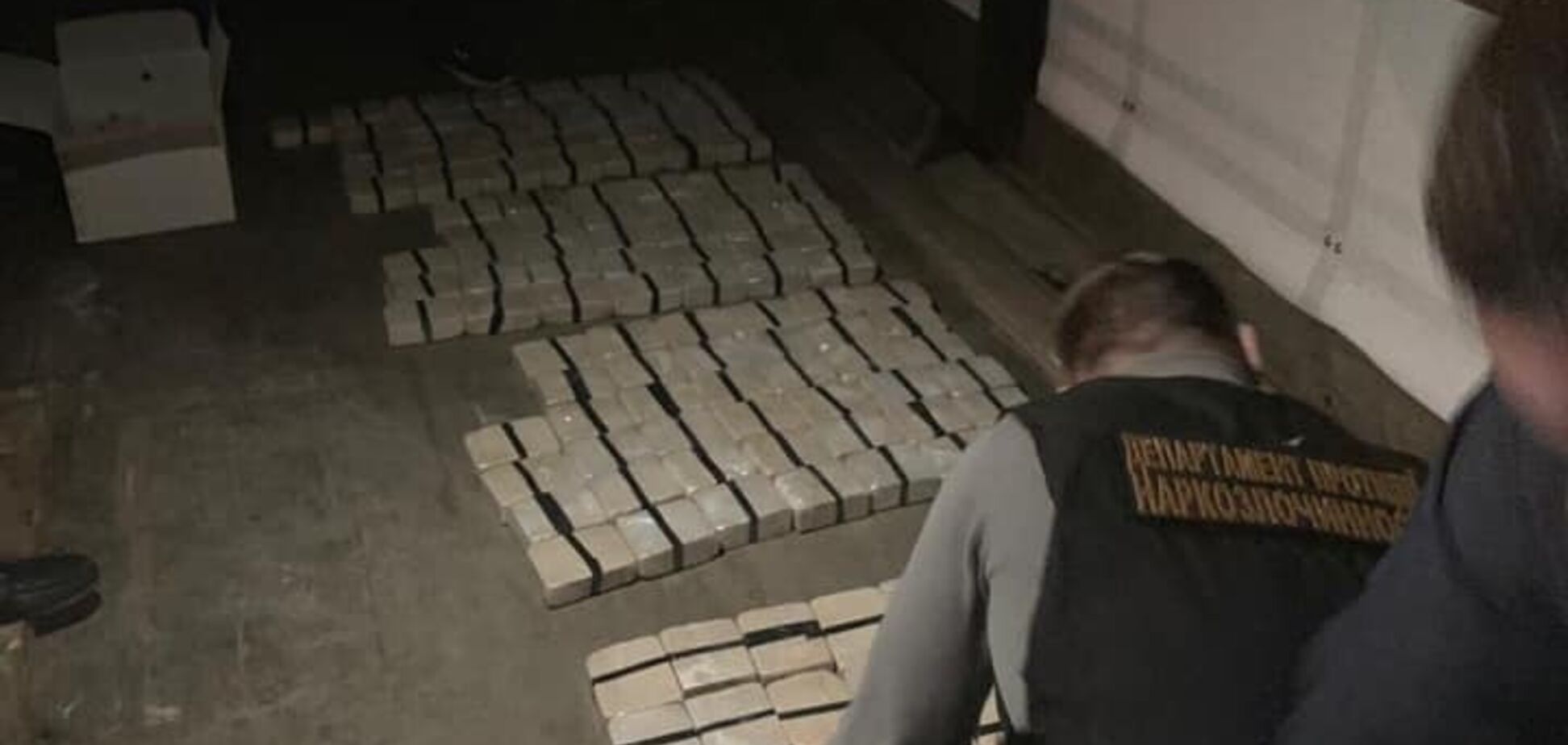 У Києві затримали банду з 300 кг героїну: суд прийняв скандальне рішення