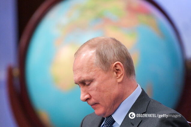 Раздача паспортов РФ в Украине: мировые лидеры выступили против Путина