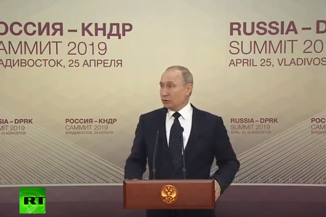 "А чем русские хуже?" Путин нагло объяснил выдачу паспортов РФ на Донбассе