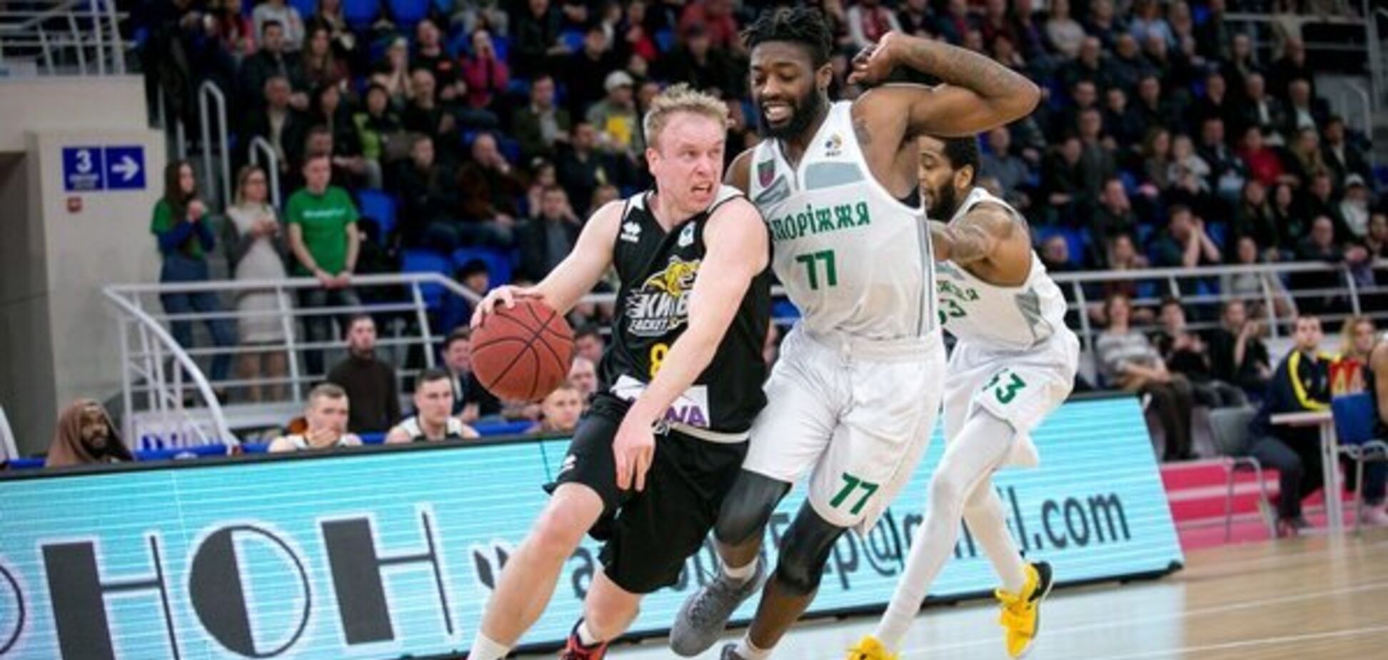 ФБУ заснувала іменні нагороди