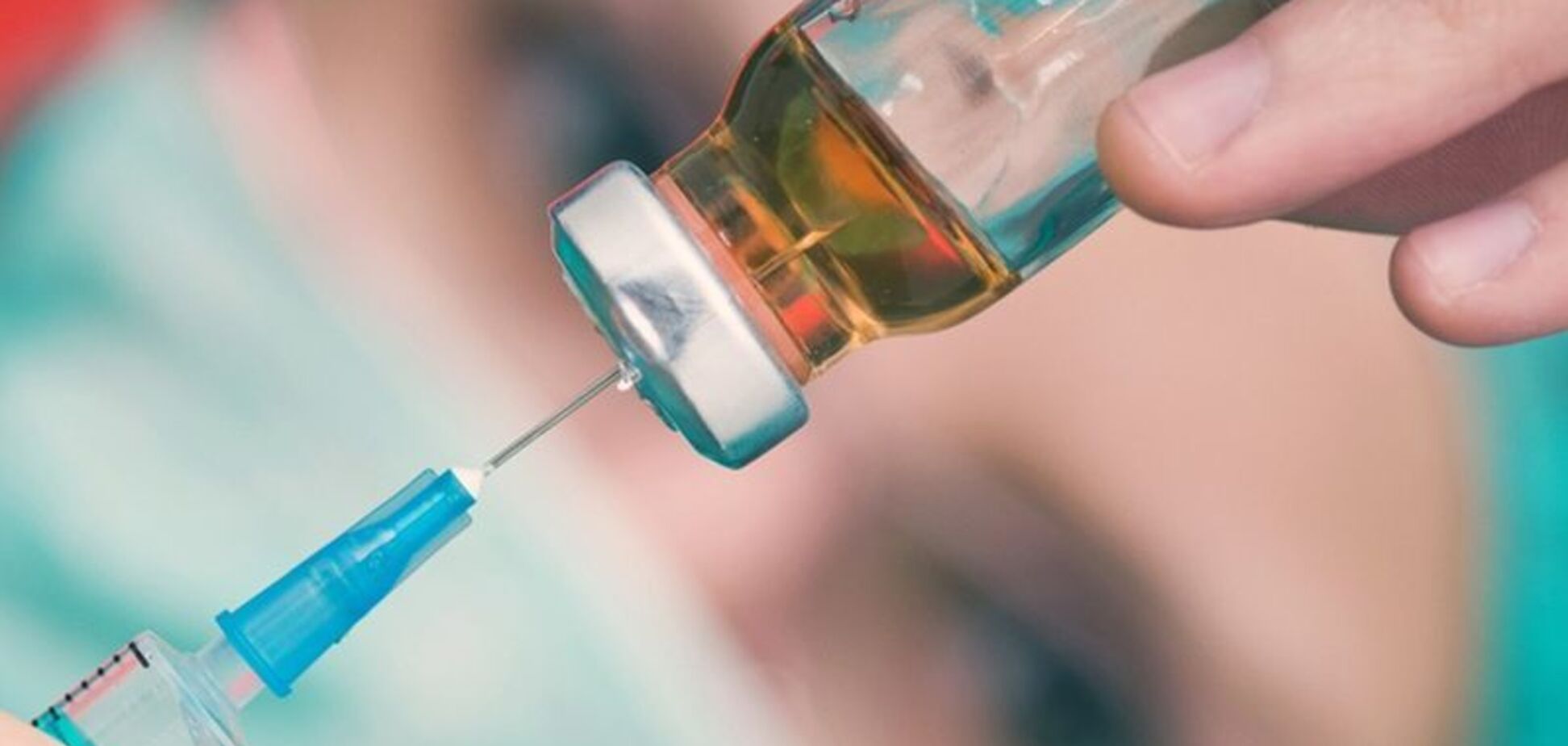В Украине начали распространять опасную вакцину: что известно