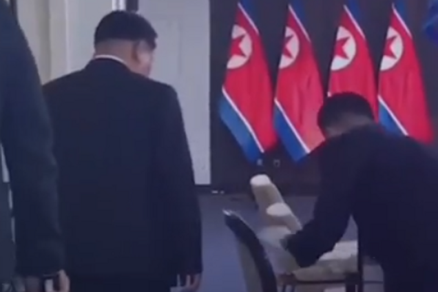 Пиджак в брюках и натертая спиртом мебель: Ким Чен Ын оконфузился у Путина