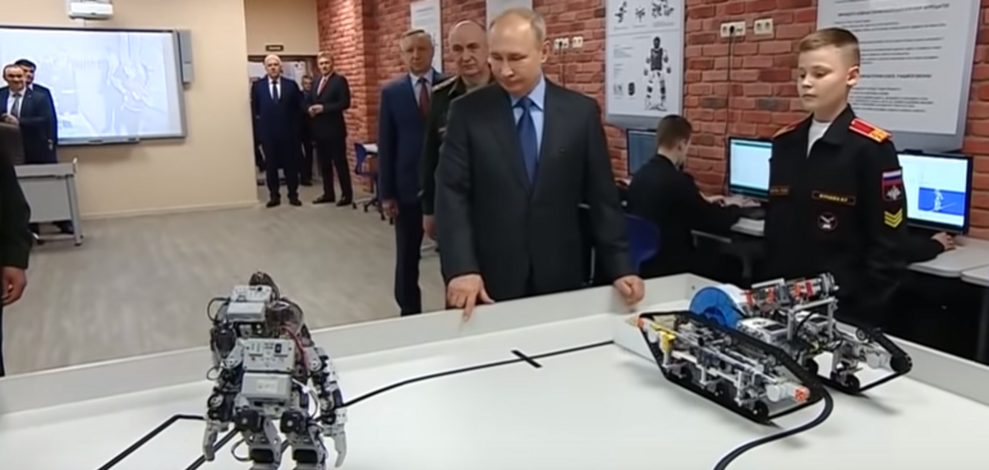 'Країна-фейк': Путіну показали російських роботів з AliExpress. Відео