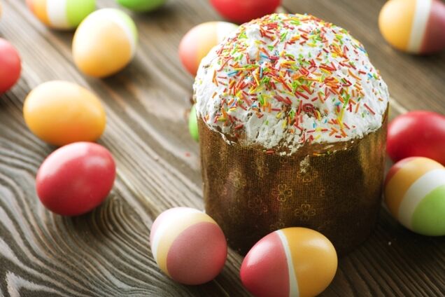 Как выпекать паску, чтобы она не подгорела и не просела: простые советы