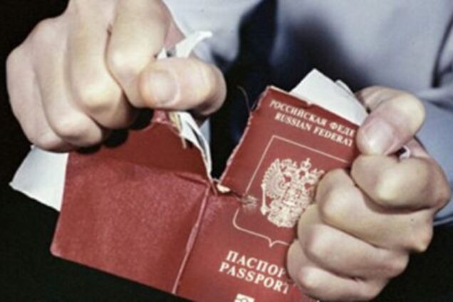 Тиснути на Путіна! Україна виступила з ультиматумом щодо паспортів РФ на Донбасі