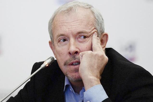 'Без больниц и с сортирами во дворах': Макаревич пристыдил Путина из-за Украины