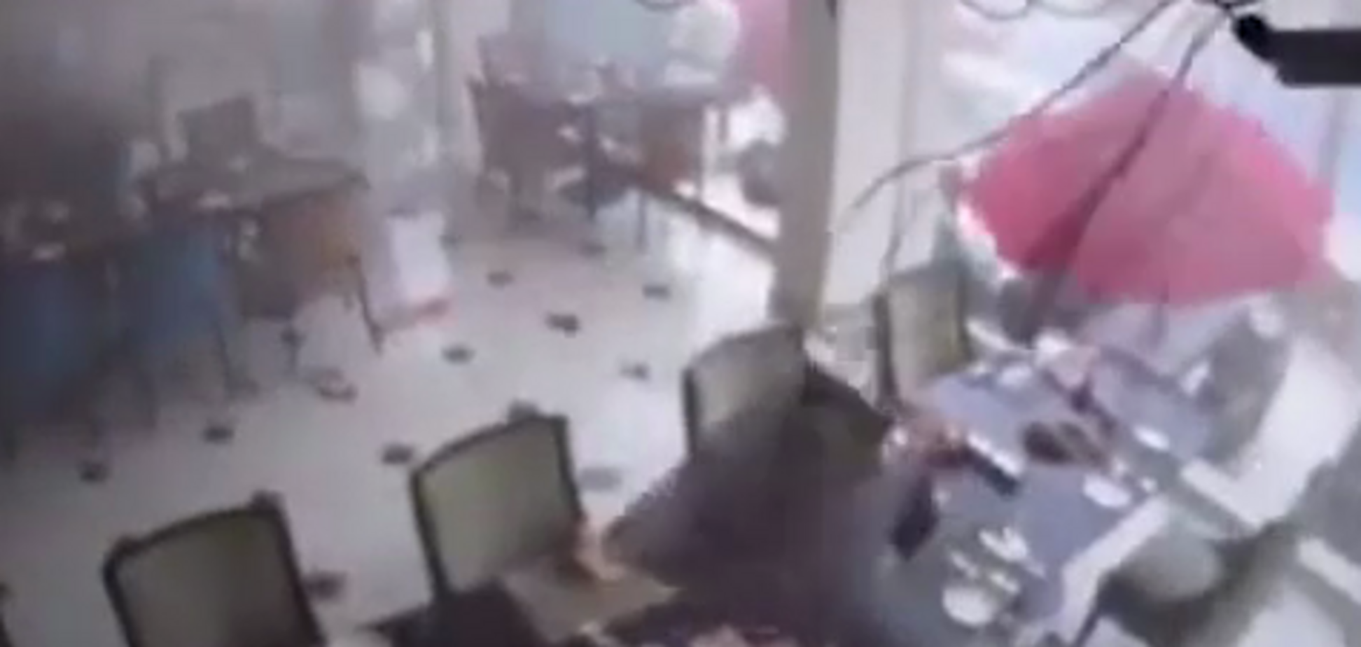 З'явилося відео підриву смертника на Шрі-Ланці. 18+