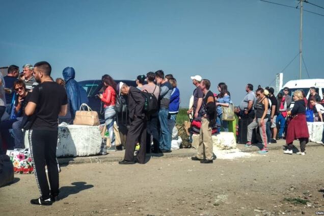 ФСБ устроила на границе оккупированного Крыма 'ад' для приезжих: появилось фото