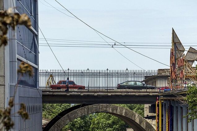 Труп выбросили на улицу: в центре Одессы произошла жуткая трагедия