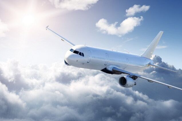 В Европе отменены сотни рейсов