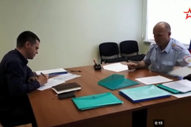 В России начали выдавать паспорта украинцам: видео