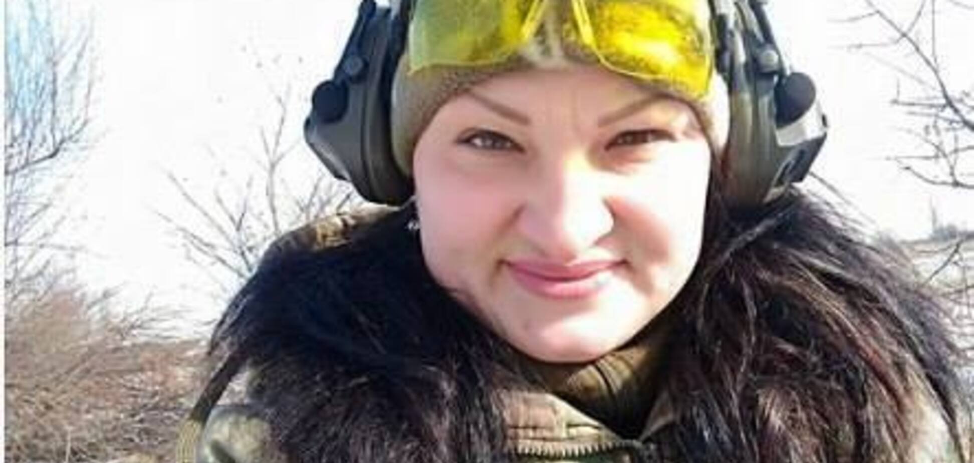 Море людей и цветов: в Харькове попрощались с погибшей 'Ведьмой'