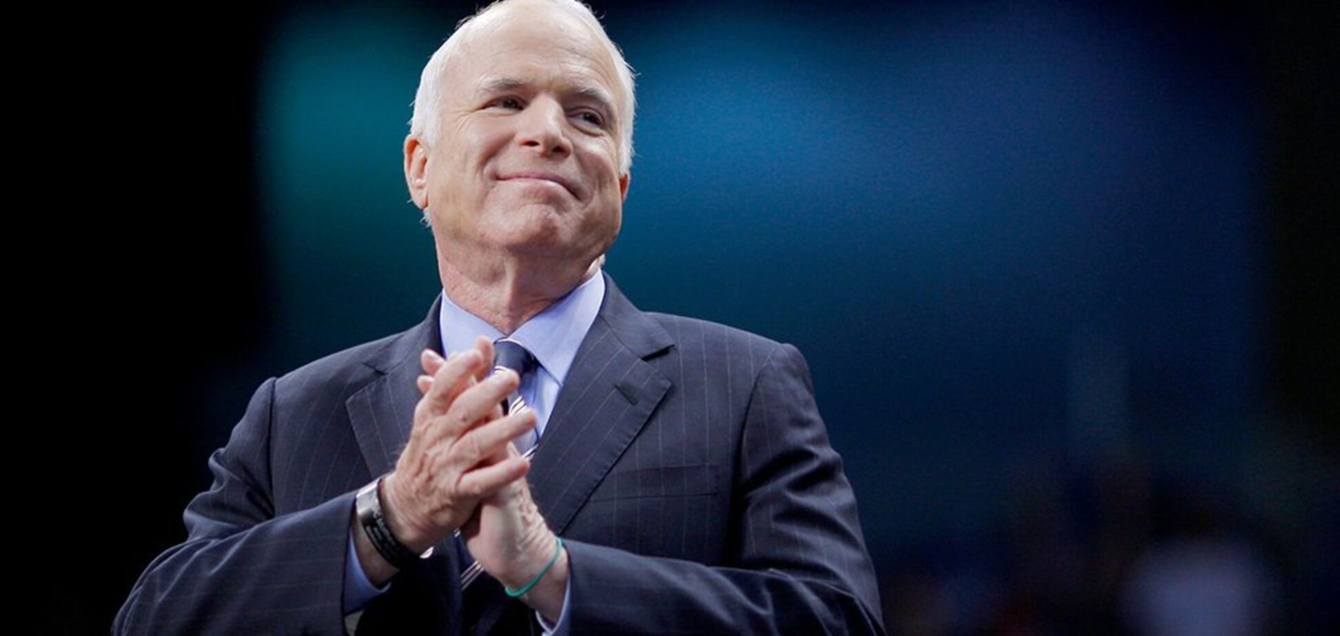 В Киеве назвали улицу в честь легендарного Маккейна