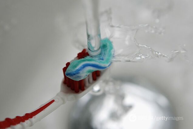 Зубные пасты несут опасность: ученые забили тревогу